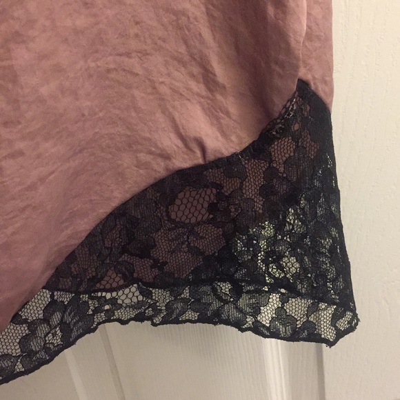 Mauve Razorback Top - Picture 3 of 3